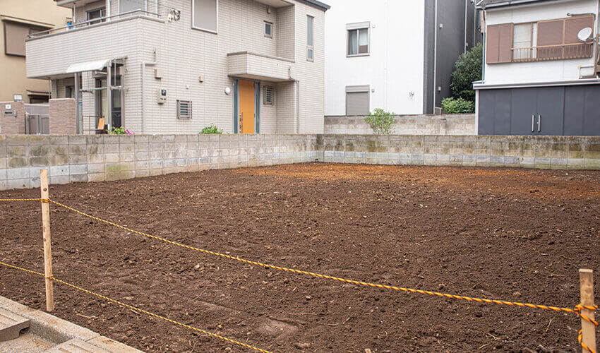 3.富山市にお住まいのD様が、「築古のご実家を相続して、更地にして売却した事例」